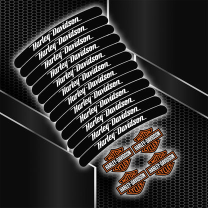 Harley-Davidson motociklas su juodomis ratlankių juostelėmis