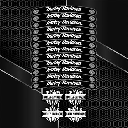 Harley-Davidson V-Rod Sportster su juodomis ratlankių juostelėmis